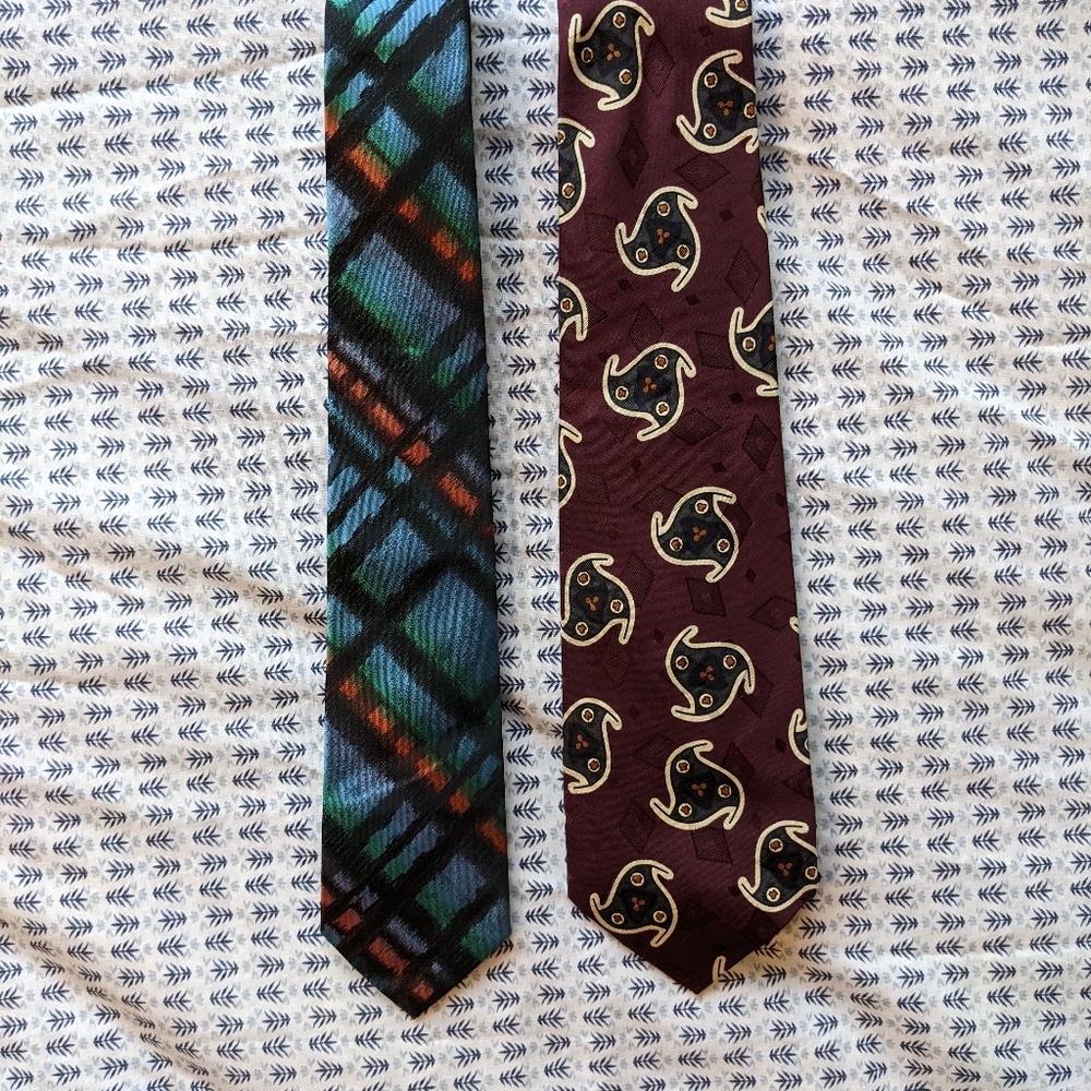 Bundle of 2 Abstract Ties